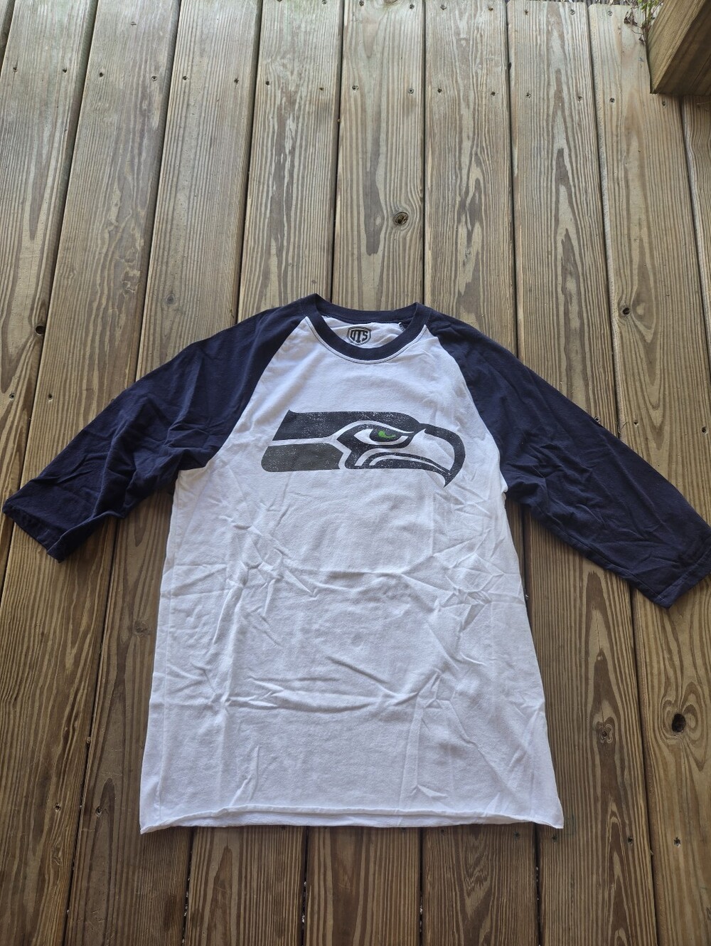 OTS NFL Seattle Seahawks Men's Raglan 3/4 Sleeve T-Shirt Size M EUC